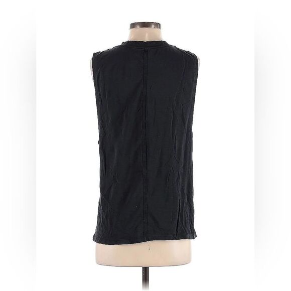 Lululemon Black Sleeveless Women's Top - Picture 2 of 2